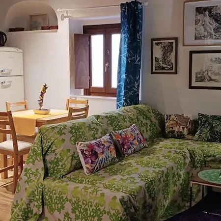 L' Atelier Velly Holiday home *